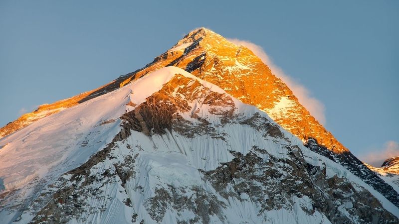 KVÍZ: Poprvé byla pokořena před 70 lety. Co víte o nejvyšší hoře světa?
